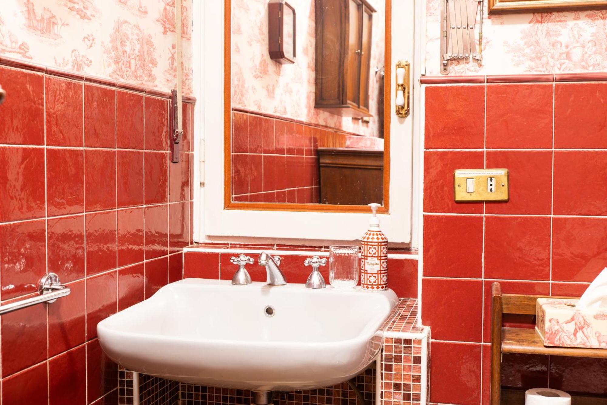 Ferienwohnung Duomo Walking Distance Elegant Flat With View Mailand Exterior foto