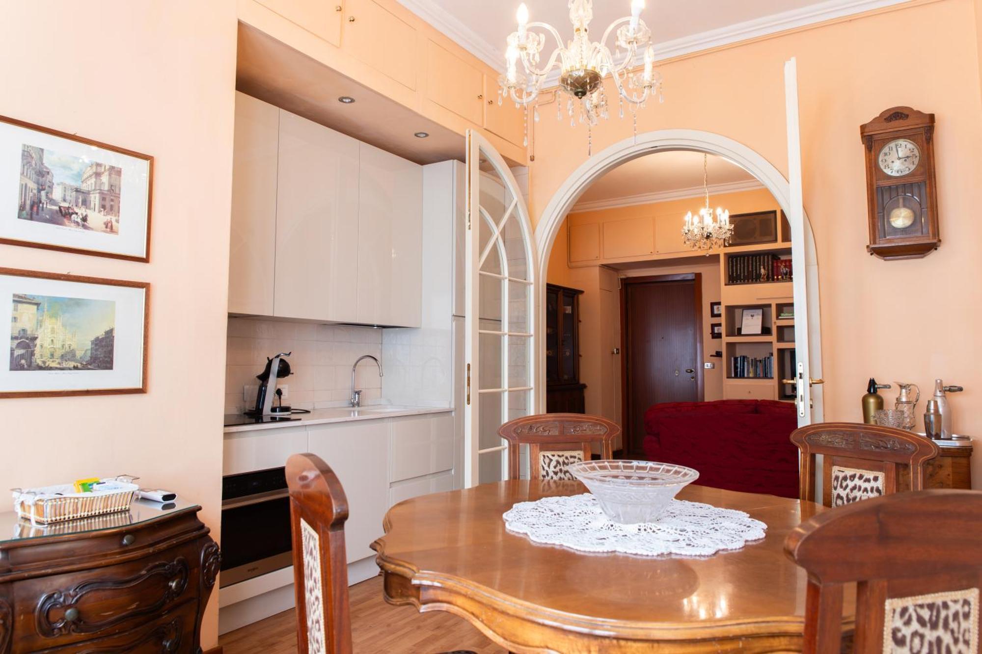 Ferienwohnung Duomo Walking Distance Elegant Flat With View Mailand Exterior foto