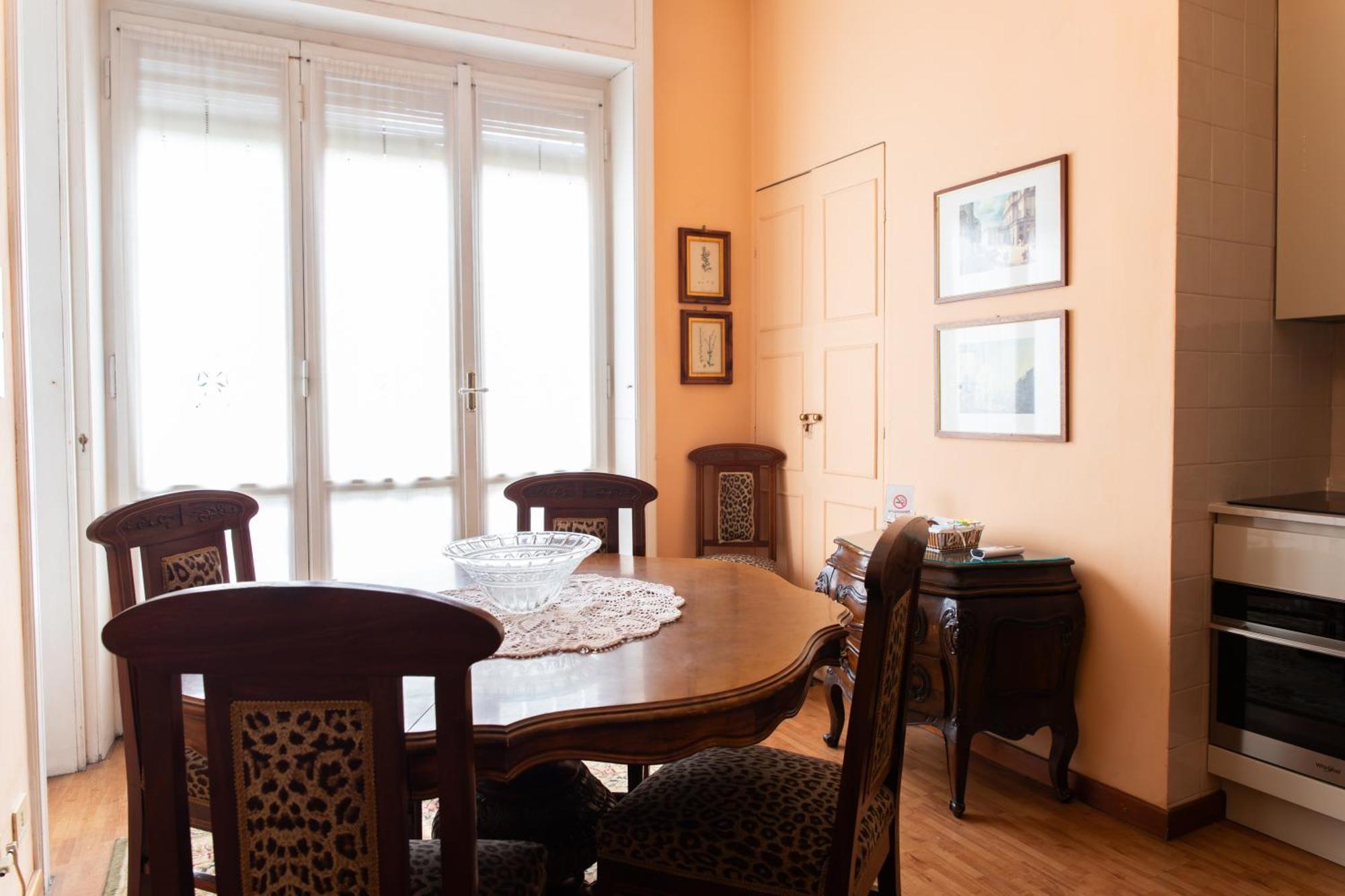 Ferienwohnung Duomo Walking Distance Elegant Flat With View Mailand Exterior foto